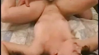 Sexy chica se masturba su petardas videos caseros coño mojado