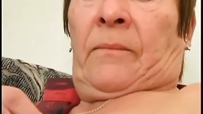 Traspasado puta bombea petardas hd virgenes una gran cantidad de esperma