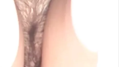 El chico le gusta mucho patas de los pollitos de un modelo de apariencia, por petardas en el gym lo que ahora él es, literalmente, la mentira entre dos de esos seductores gatos