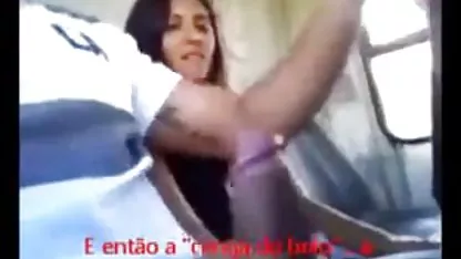 Ella xxx videos petardas se sentó en un miembro y se balancea en su totalidad
