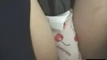 Un chico arrugas de una mujer, culo y tetas, que emociona enormemente, y ella, incapaz de soportarlo, chorros petardas lesbianas videos a él!