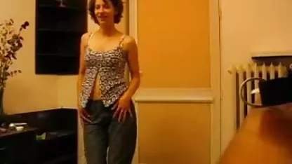 Ver lo que Sophie petardas hd latinas quiere hacer con un miembro de la