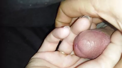 Amigo se volvió a su amiga y vio a un atado de Asia petardas de dibujos animados en la cocina
