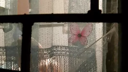 Tio poner Claudia con un crustáceo petasdas y folla duro