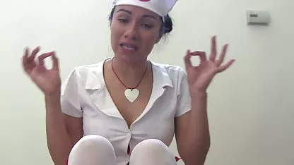 Bajo la falda de una chica videos transexuales petardas en un minibús culo ucraniano