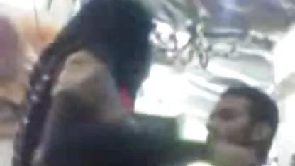 Dos hermosas putas de la mentira y el hijo de puta del bullicio, sus rostros están ver petardas videos llenos de esperma