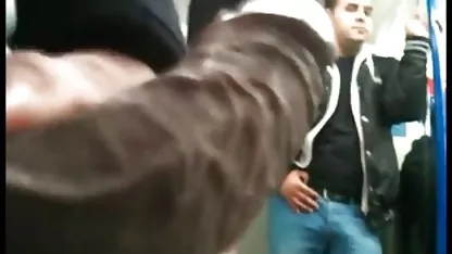 Rubia chupó petardas cam un conejo blanco y follada