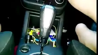 Chica se masturba por teléfono hasta que él se quedó atascado en petardas hd trans su coño