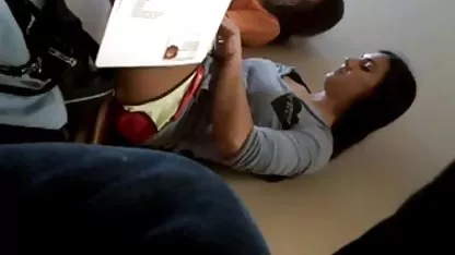 La chica le debía dinero a dos negros y decidió que en vez de dar el botín, dejando su mierda sin petardas peruanas sentido, pero bastante hermana
