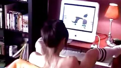 Sexo rápido con una chica petardas de lesbianas en la vagina