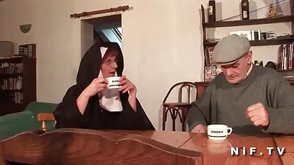 Él se quitó el tipo en videos petardas caseros la calle y follada bien