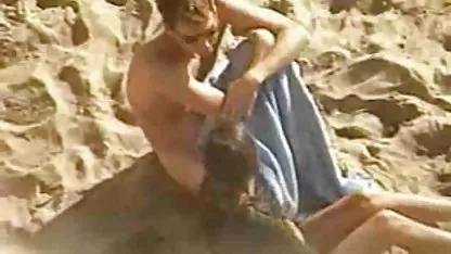 Sexy chica chupa petardas videos cortos y cabalga una polla