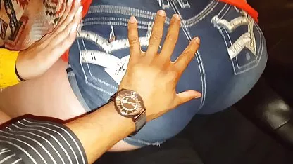 Dos amigos compartir fácilmente una novia petardas latinas hd entre sí, que sólo follan a una puta juntos
